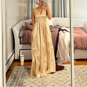 Gold prom dress Size 4 with pockets